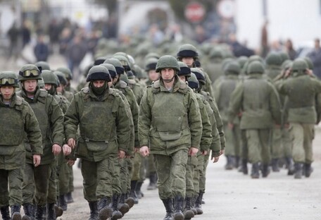 Россия отводит 10 тысяч солдат от границы с Украиной 