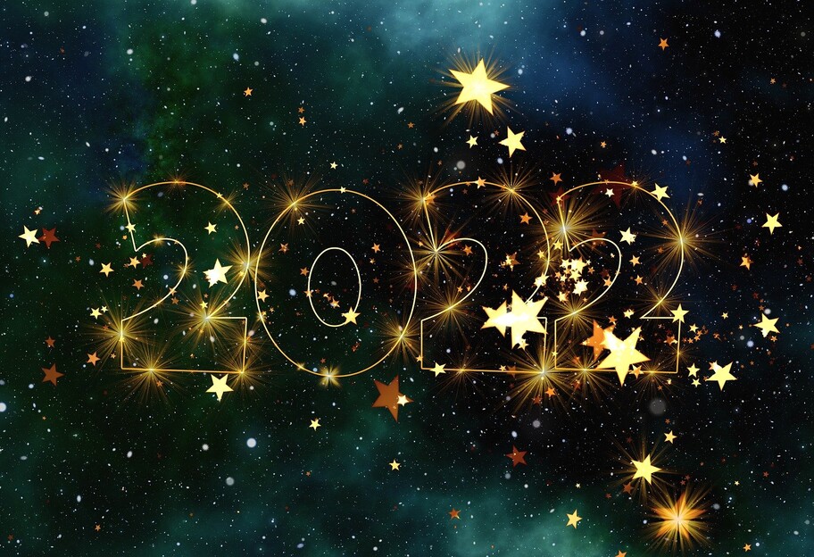 Новий рік - як Осадча, Потап, Монатик та інші зірки прикрасили свої ялинки - фото 1