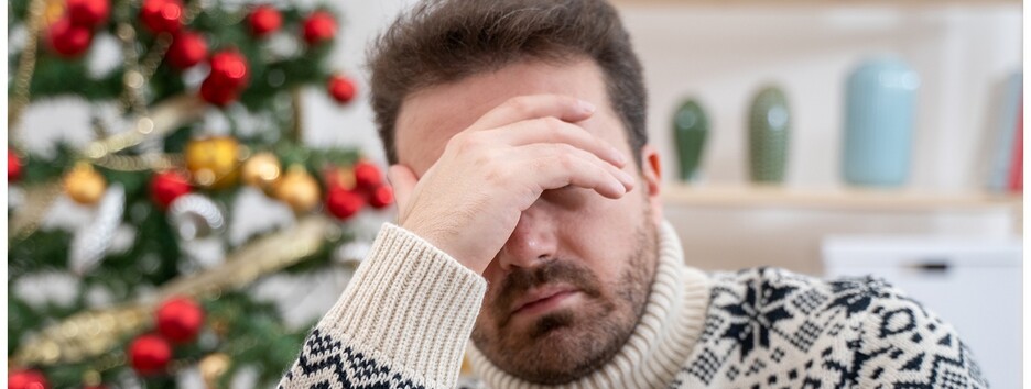 Все празднуют, а вас охватила хандра: советы психолога, как побороть новогоднюю депрессию
