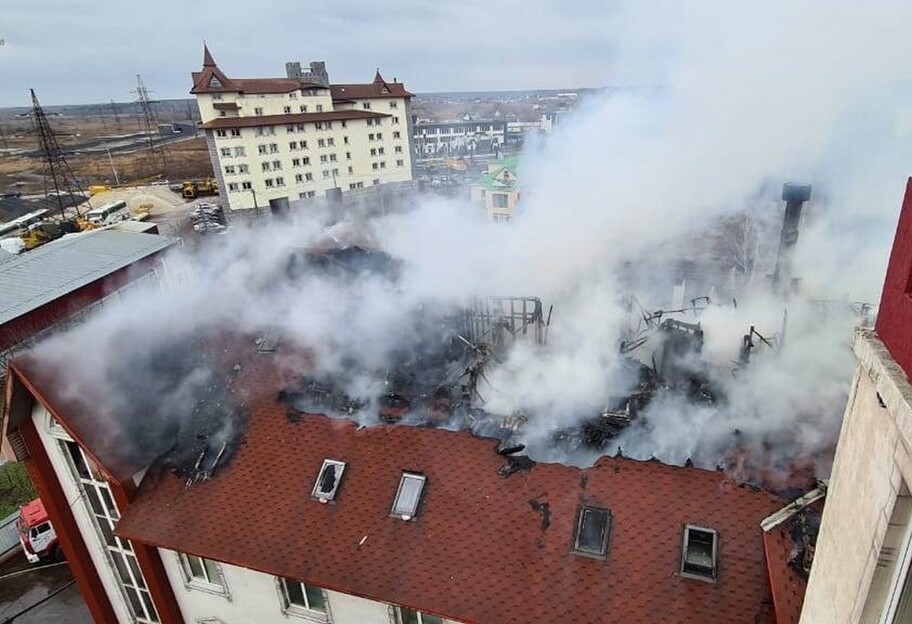Пожежа готелю у Вишгороді - постраждали двоє людей, фото, відео - фото 1