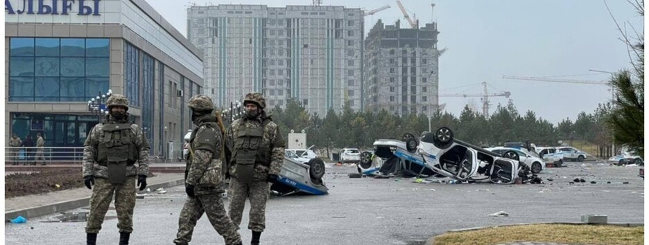 Криза у Казахстані: президент виступив зі зверненням, доки еліта відлітає з країни