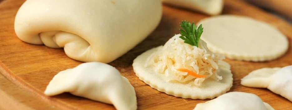 На кефире и воде: готовим постное тесто для вареников по рецепту Хименеса-Браво 