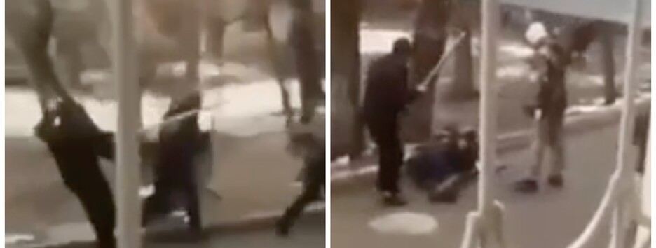З'явилося відео, як у Казахстані протестуючі натовпом б'ють силовика