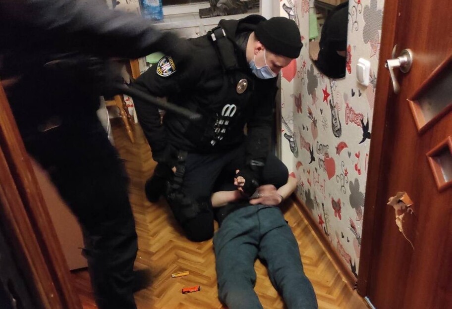 В Киеве за домашнее насилие задержали наркомана, фото  - фото 1