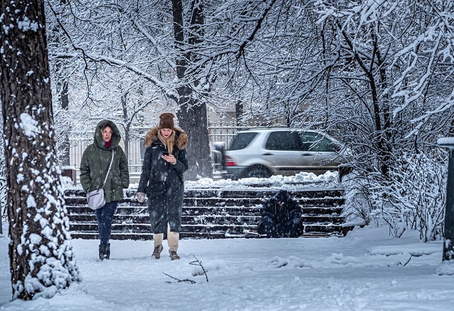 Погода в Украине 10-12 января - похолодает до -17 градусов  - фото 1