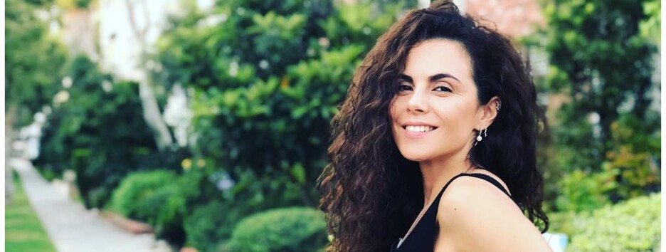 Русалка: Настя Каменських дражнить фанатів яскравими фото з відпочинку