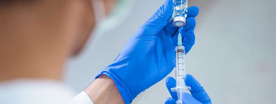 Бустерне щеплення: які вакцини можна комбінувати і чи є 
