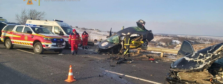 Автокатастрофа у Харкові: загинули троє, поранені діти - подробиці та фото