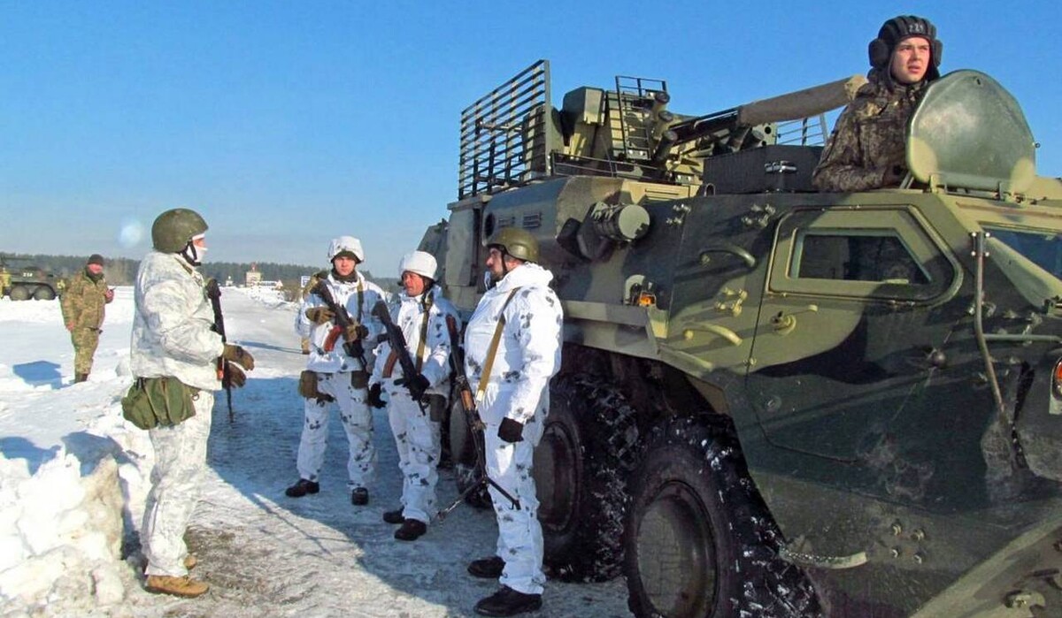 Катастрофа для России: Британия отправила в Украину своих военных и оружие  фото