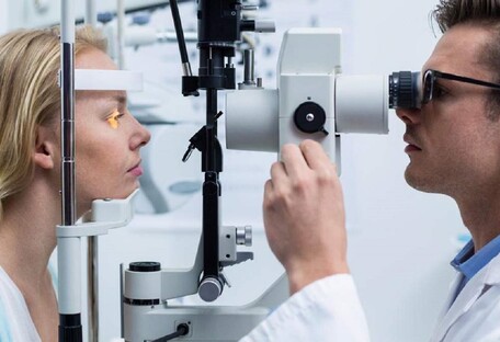 Медики з'ясували, як за станом ока виявити ризик ранньої смерті