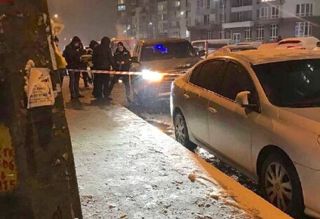 В Киеве расстреляли Lexus: на жизнь владельца покушаются второй раз (фото)