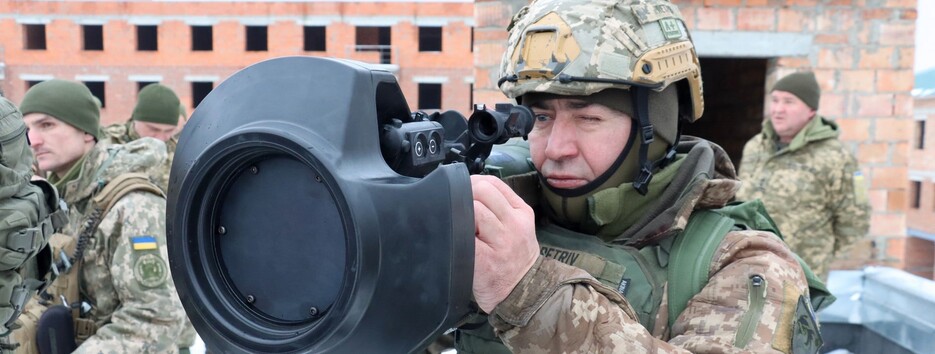 Українські військові вперше показали NLAW у дії: відео стрільби