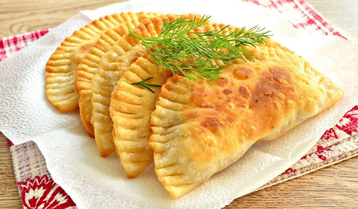 Традиционные татарские чебуреки - рецепт