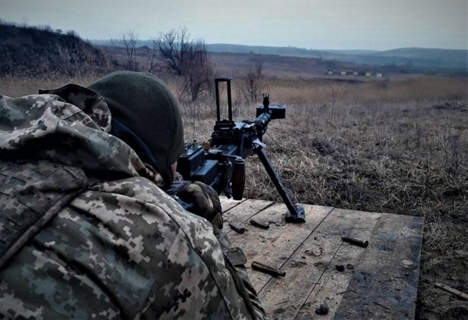 Война на Донбассе - оккупанты обстреляли ВСУ из гранатометов - среди боевиков есть потери - фото 1