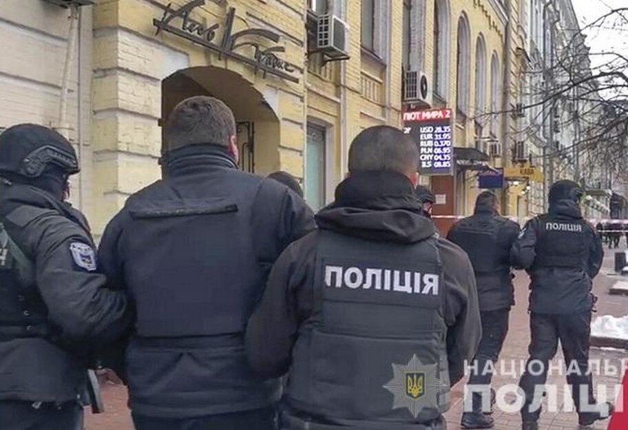Стрілянина у Києві - поліція вилучила арсенал зброї, фото - фото 1