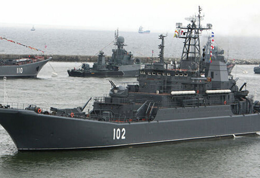 Корабли РФ зашли в Черное море - в Минобороне России объяснили их цель - фото 1