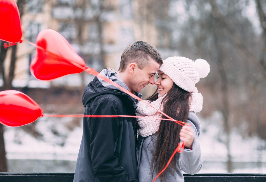 Что подарить парню на День святого Валентина 2022 - интересные идеи на 14 февраля - фото 1