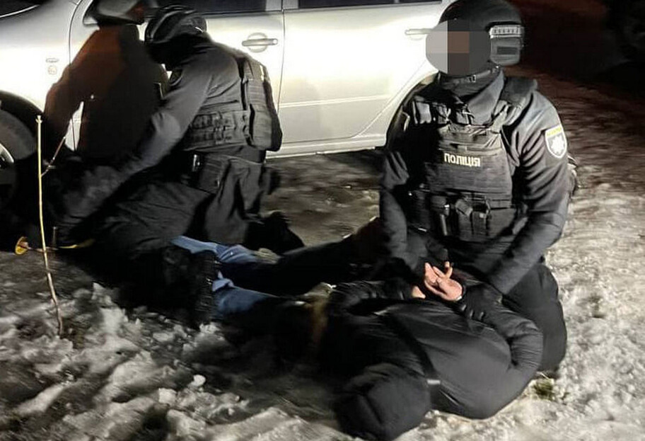 У Києві поліцейські викрали бізнесмена та вимагав 12 тисяч доларів, фото - фото 1