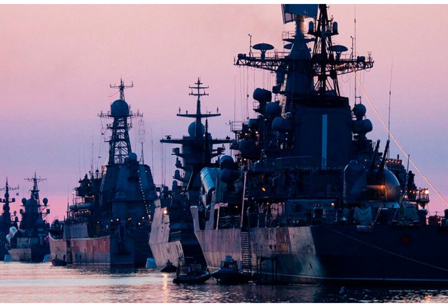 Росія блокує військовими кораблями Чорне море – як реагує Україна та НАТО - фото 1