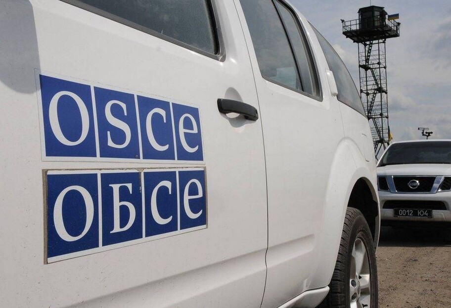 Война на Донбассе – боевики не допустили представителей ОБСЕ к стрельбам и пригрозили отобрать автомобили - фото 1