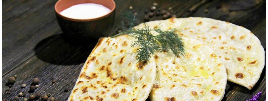 Готовим хрустящие и сочные чебуреки по-крымски - справится даже новичок