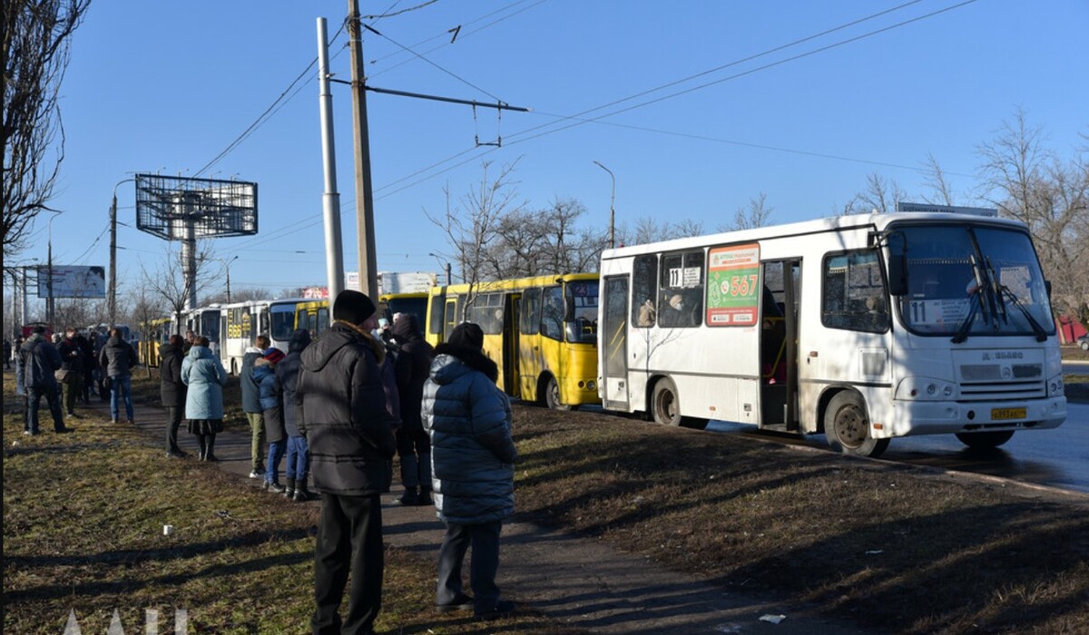 Паника без паники: в Донецке злятся на вранье о массовой эвакуации и не верят в наступление ВСУ