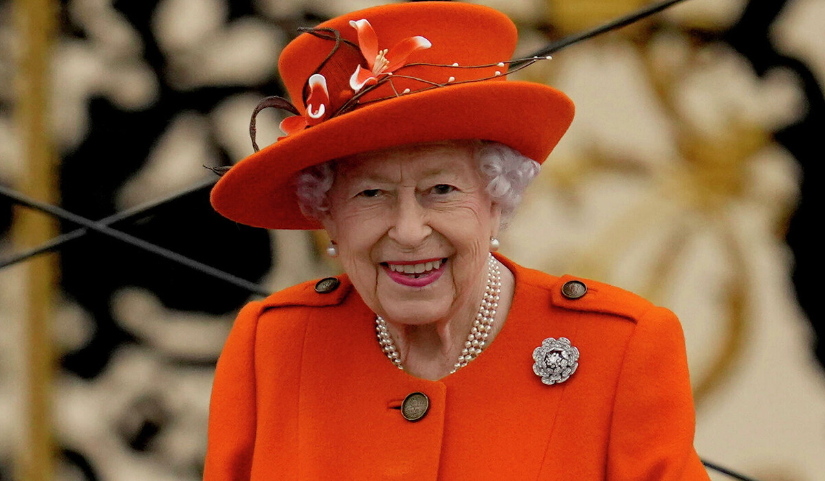 У 95-летней королевы Елизаветы ІІ положительный тест на коронавирус