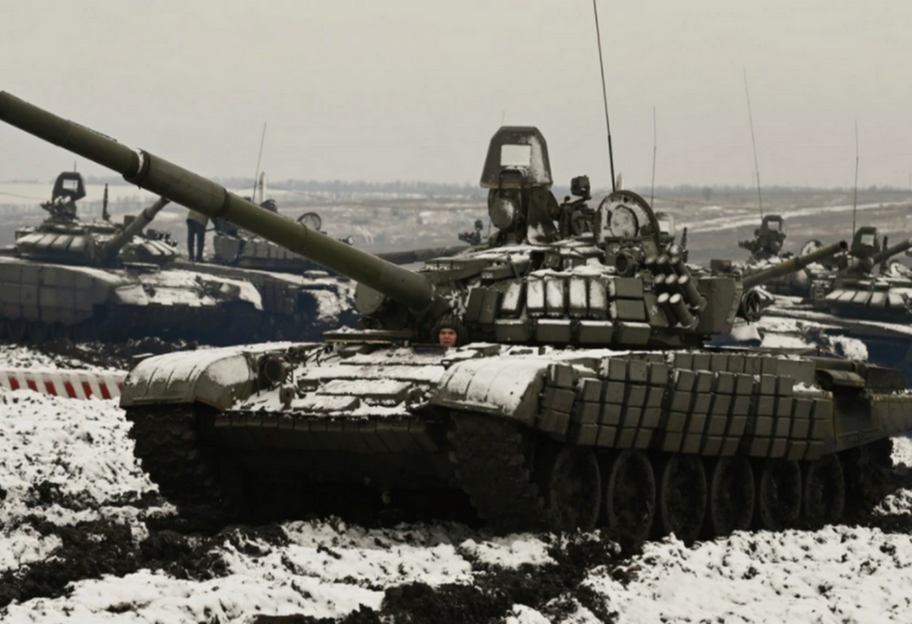 Вторжение в Украину - новые фото и видео передвижения войск возле границы - фото 1