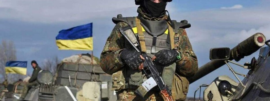 Зеленський пообіцяв військовим зарплати у 100 тисяч гривень