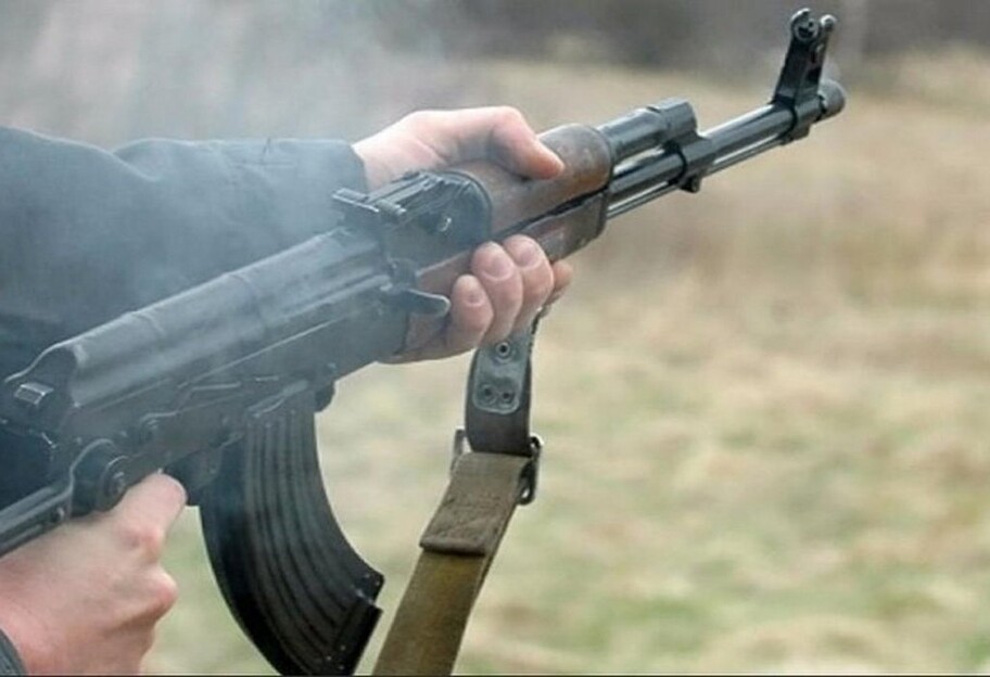Битва за Киев - видео, как под Иванковом россияне расстреляли мужчину - фото 1