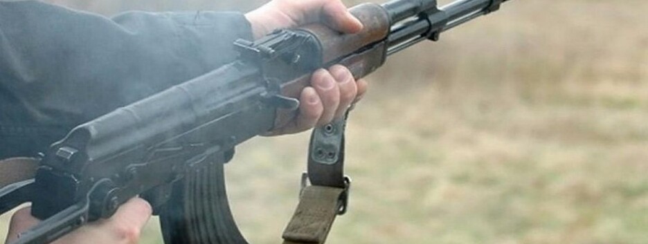 Под Киевом обстреляли гражданскую машину: отец погиб на глазах у сына 