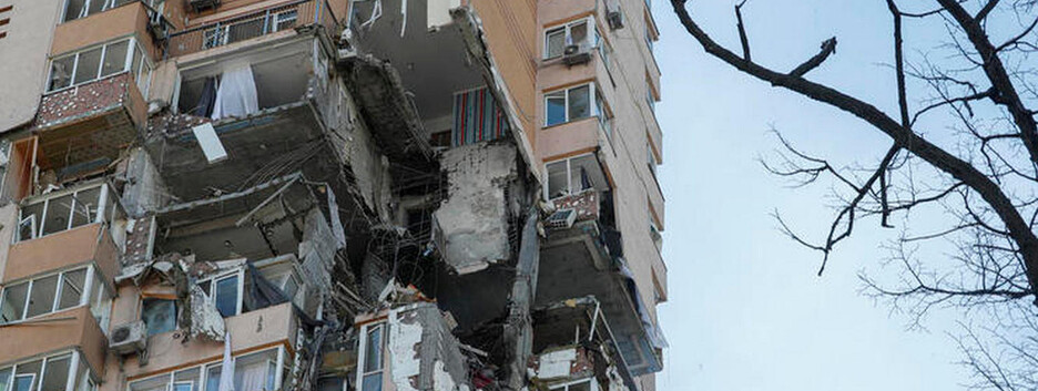 Российские военные обстреливают жилые кварталы от бессилия, - Резников 