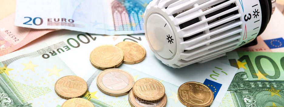 Євросоюз заборонив користуватися євро у Росії: є винятки