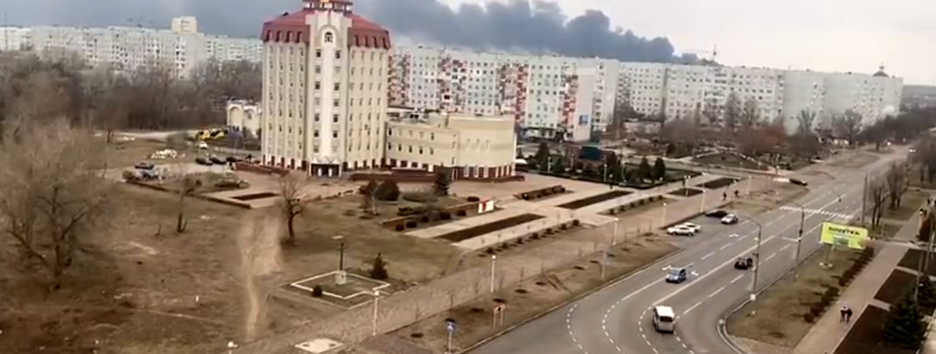 Колона російської військової техніки зайшла в Енергодар, йдуть бої (відео)