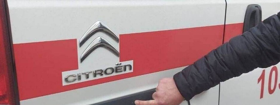 Окупанти обстріляли швидку допомогу дорогою із Сум до Києва (фото)