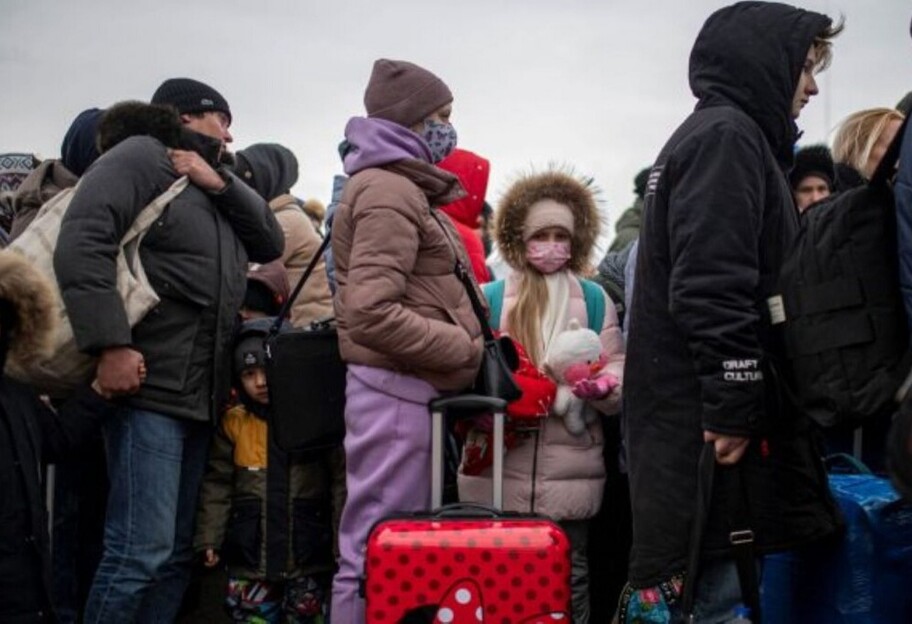 Обстрелы в Мариуполе - Россия не дала эвакуироват жителей города - фото 1