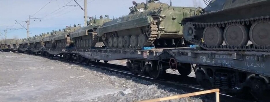 Россия перебрасывает свои резервы в Украину: эшелоны с тяжелой техникой едут в Беларусь (видео, фото) 