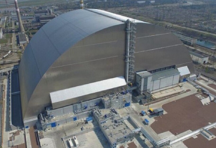 Чернобыльская АЭС полностью обесточена 9 марта  - фото 1