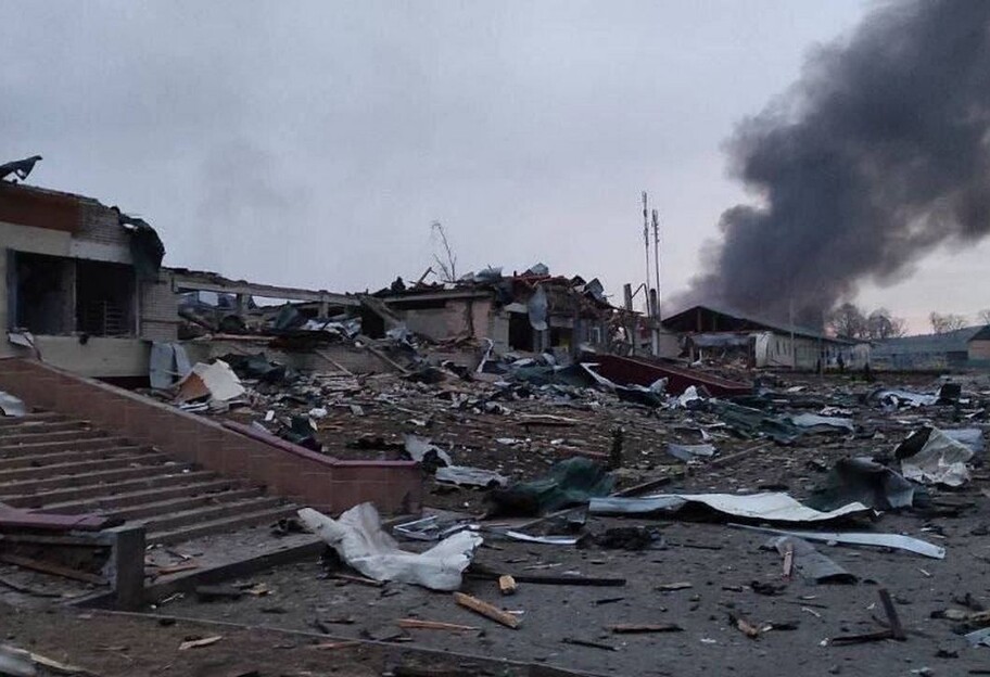 Яворский полигон во Львовской области разбомбили - фото разрушений  - фото 1