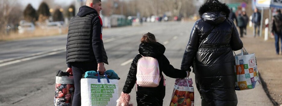 Где переселенцам получить помощь и временное жилье в Украине