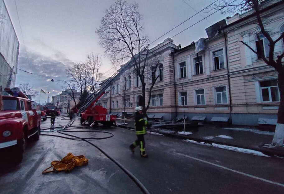 Ночь в Харькове – оккупанты обстреливают город – спасатели выезжали 34 раза - фото - фото 1