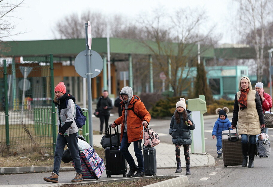 Українські біженці в Румунії - як потрапити до країни без закордонного паспорту - фото 1