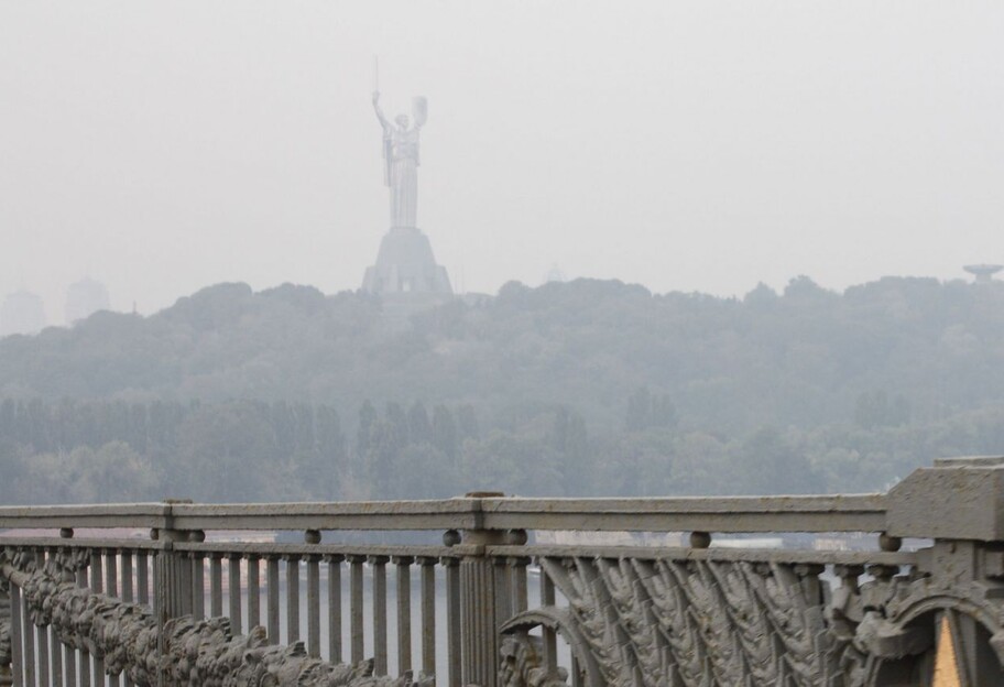 Смог в Киеве – названы причины ухудшения качества воздуха, уровень радиации - фото 1