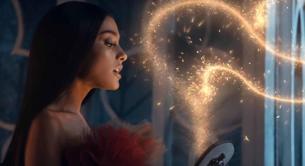 Disney представил клип на песню из «Красавицы и чудовища»