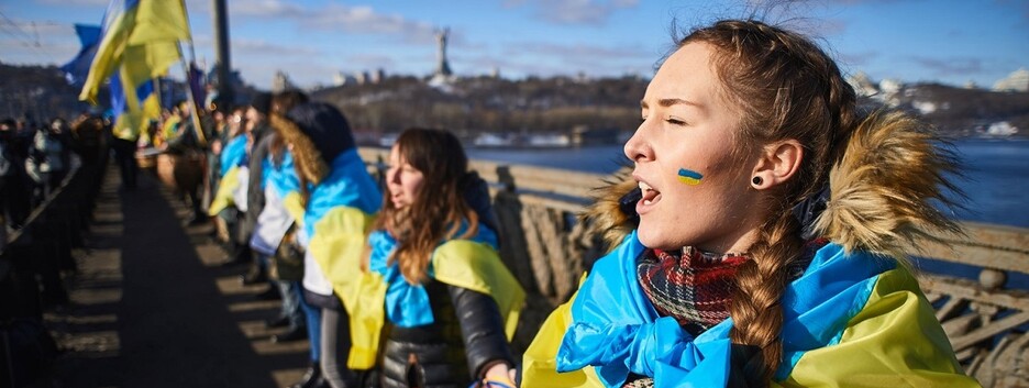 Згуртуватися, щоб жити: як війна змінює українців