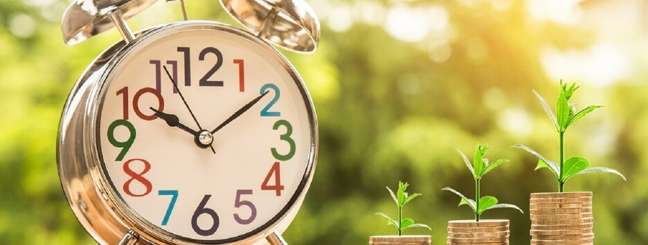 Украина скоро перейдет на летнее время: когда начали переводить часы и зачем это нужно