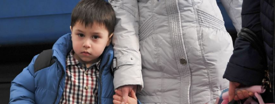 Евакуація з дитиною: правила безпеки та план дій в екстрених ситуаціях