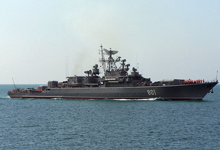 РФ вывела корабли в закрытый район Черного моря - есть угроза ракетных ударов - фото 1