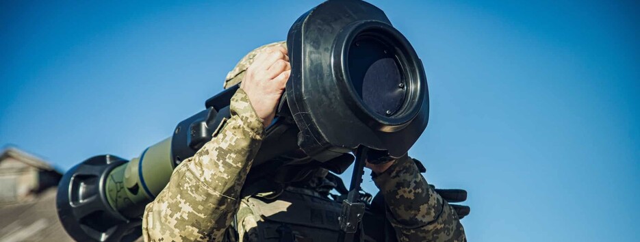 Изучают гранатомет NLAW: на стороне Украины будут воевать бывшие российские солдаты (фото)