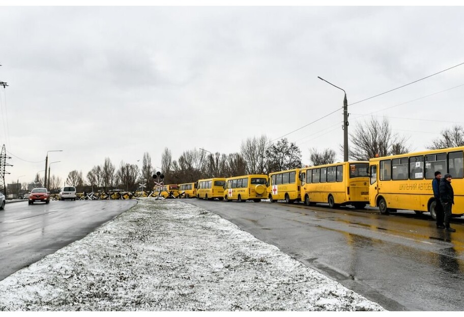 Гуманитарные коридоры в Украине на 1 апреля: количество и маршруты - фото 1